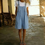 Clara | Salopette courte en denim délavé vintage, au toucher coton, bleu clair